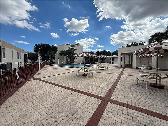 2nd image of 8860 Fontainebleau Blvd APT 305