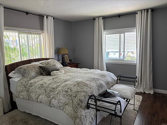 4th image of 7234 Santa Barbara St #319