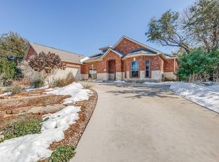 13818 Nike Cir, Universal City, TX 78148