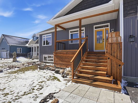 3rd image of 100 Pendleton St