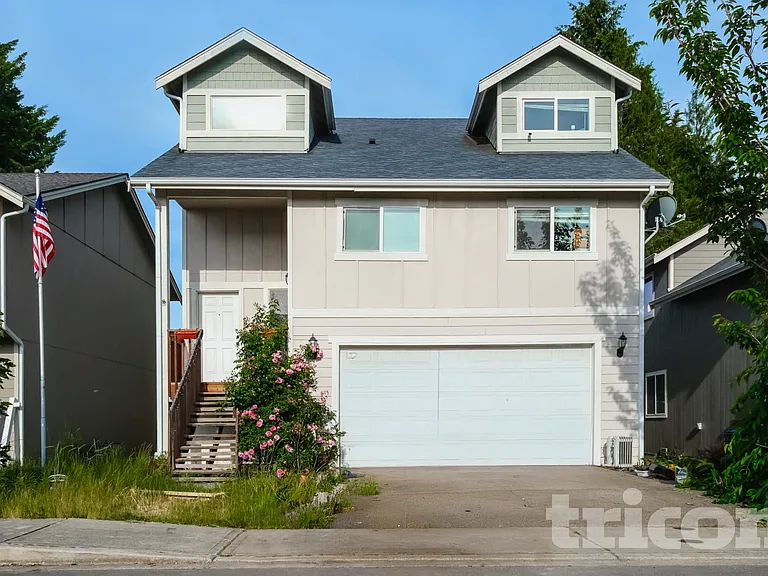 2309 SE Kelby Cir — Photo 1