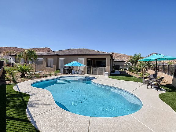 4th image of 78 Sun Lily Ln