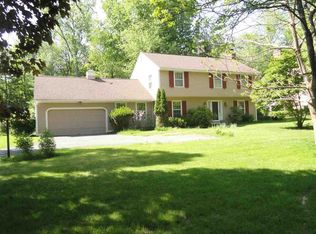 24 Wexford Rd, Delmar, NY 12054