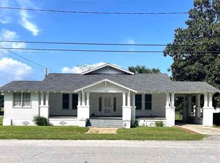 304 E Moore St, Olanta, SC 29114