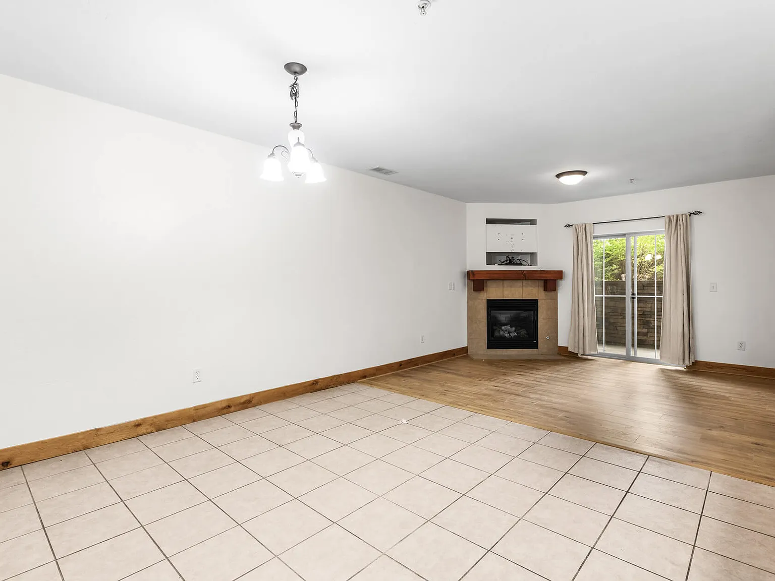 2 bed, 1307 sqft, $2,545 — Photo 1