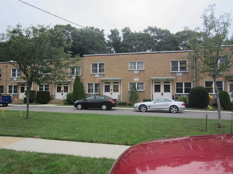 1st image of 3590 Park Ave #3A