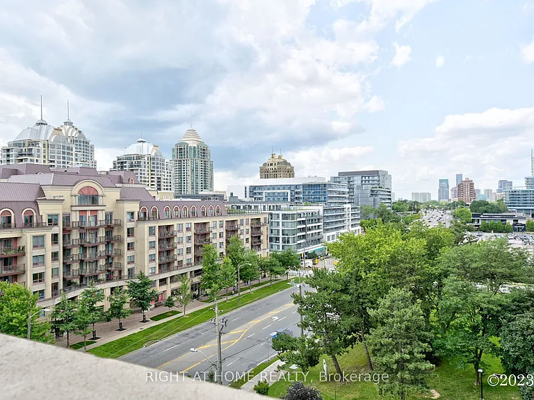 650 Sheppard Ave E #Penthouse 15 — Photo 19