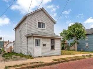 304 Beech St, Vandergrift, PA 15690