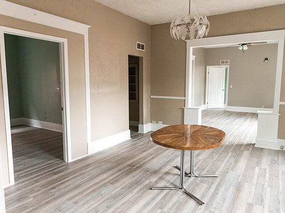Dining room area