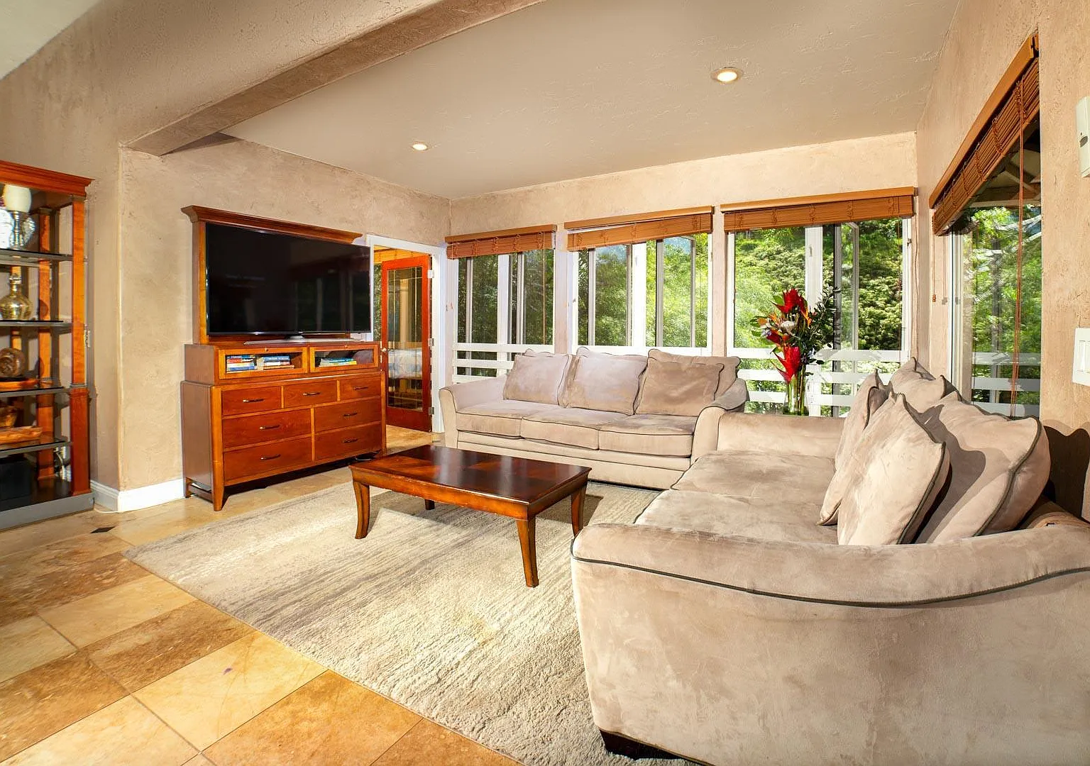 372 Puu Way — Photo 3