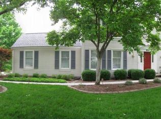 933 Devereaux Dr, Saint Louis, MO