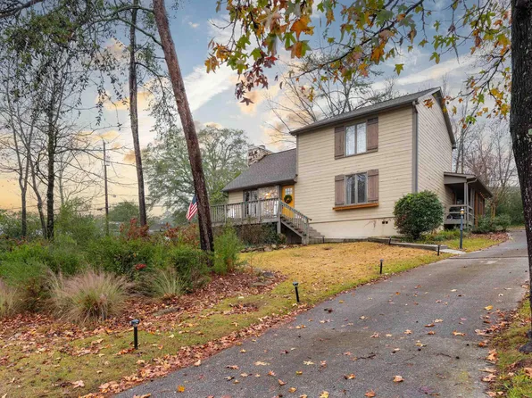 2244 Great Rock Rd, Vestavia Hills, AL 35216