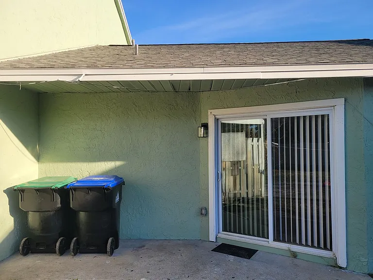 1236 Dovehill Dr — Photo 26