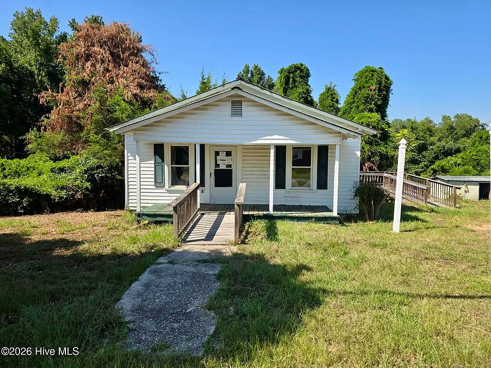1st image of 924 Old Lilesville Road