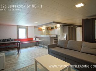 1326 Jefferson St NE #1, Minneapolis, MN 55413