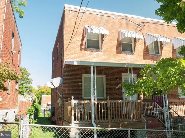 145 Elmira St SW, Washington, DC 20032