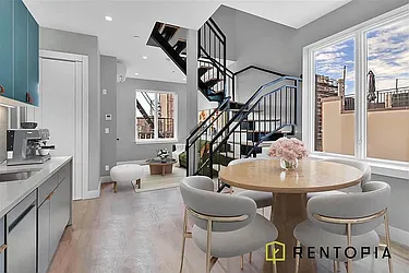 725 Metropolitan Avenue, #4B