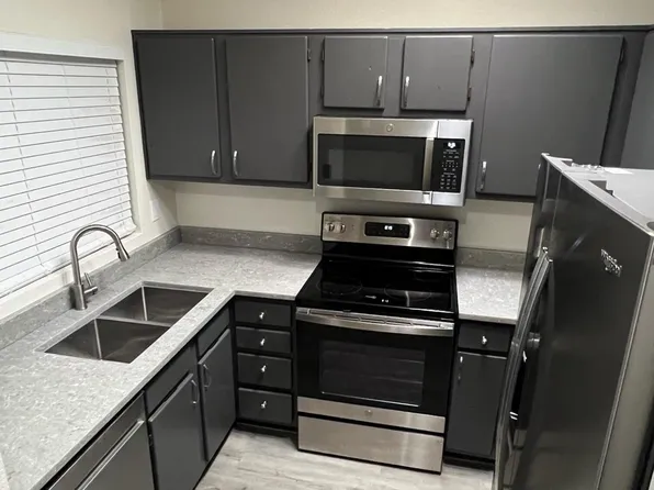 7801 N 44th Dr Unit 1133, Glendale, AZ 85301