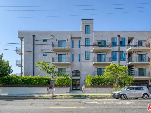 3715 San Marino St #206, Los Angeles, CA 90019