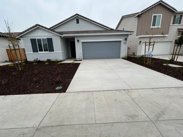 843 Rosazzo Ln, Manteca, CA 95337