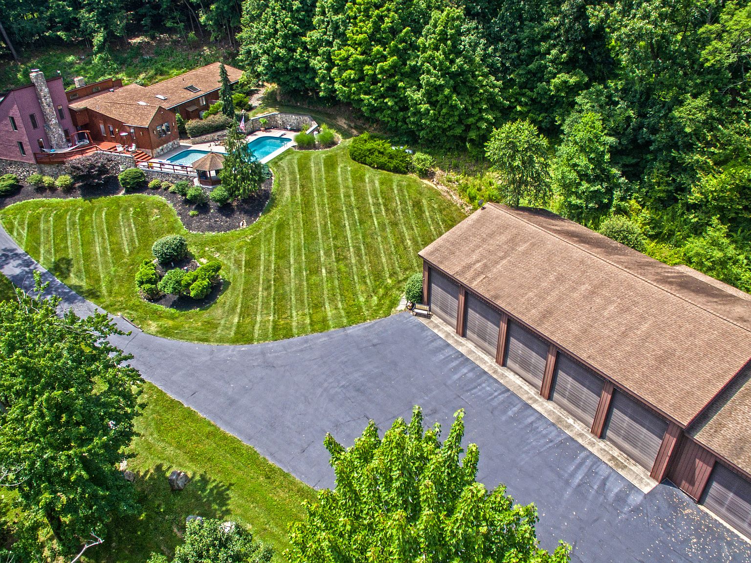 4232 Kozy Korner Rd, Center Valley, PA 18034 Zillow
