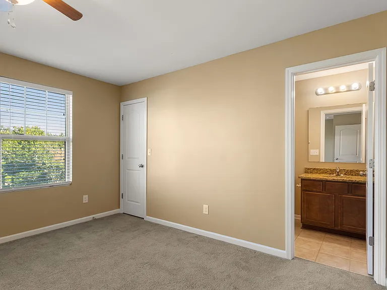 1491 Hyacinthia Ln — Photo 21