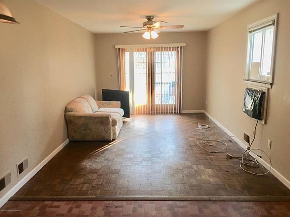 3rd image of 106 Serrell Ave