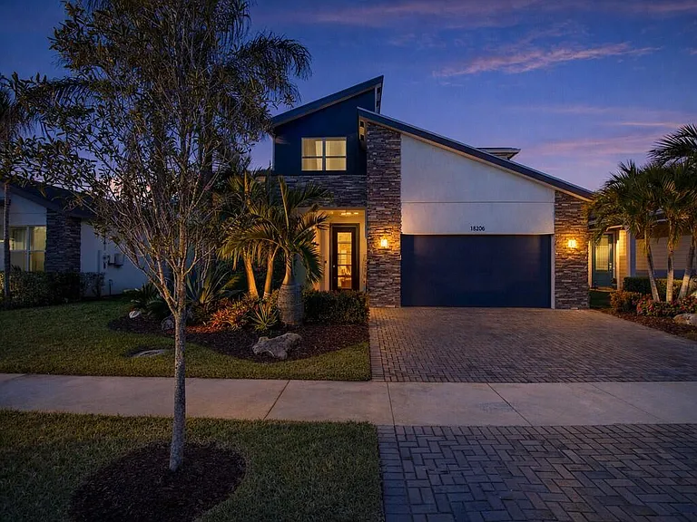 11828 SW Lyra Dr — Photo 40