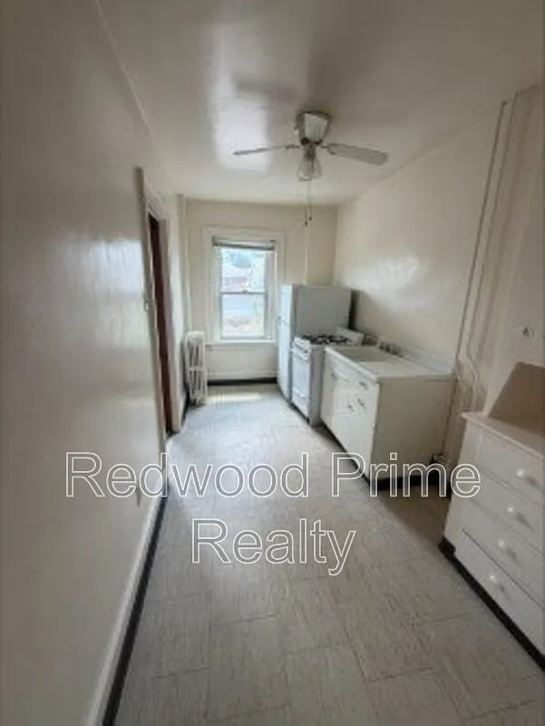 1 bed, 1.0 bath, $750 — Photo 4