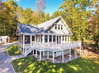 100 Longfellow Ln, Winthrop, ME 04364