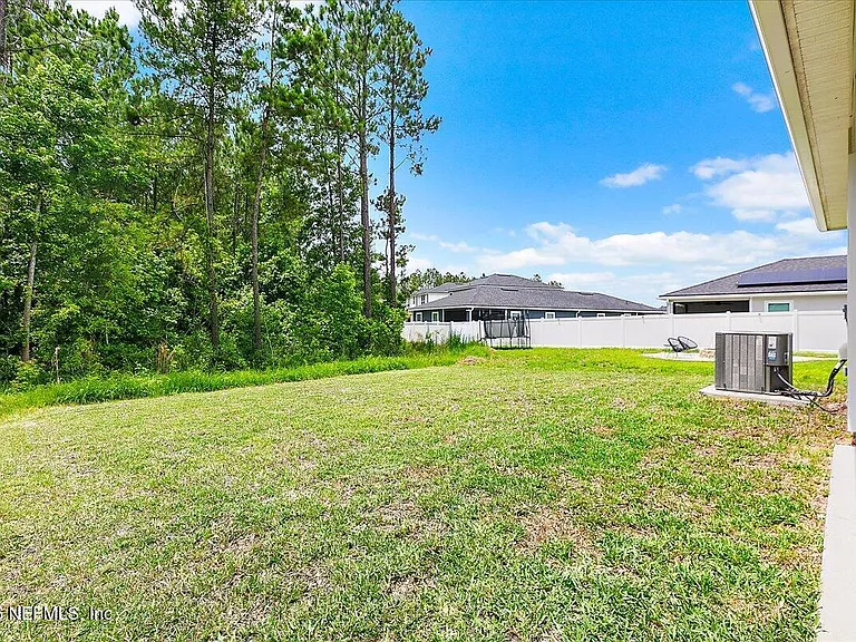 14220 Epply Dr — Photo 19