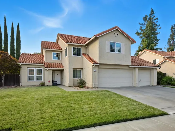 927 Arbor Oaks Drive, Vacaville, CA 95687