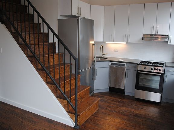 5th image of 387 Quincy St APT 6R