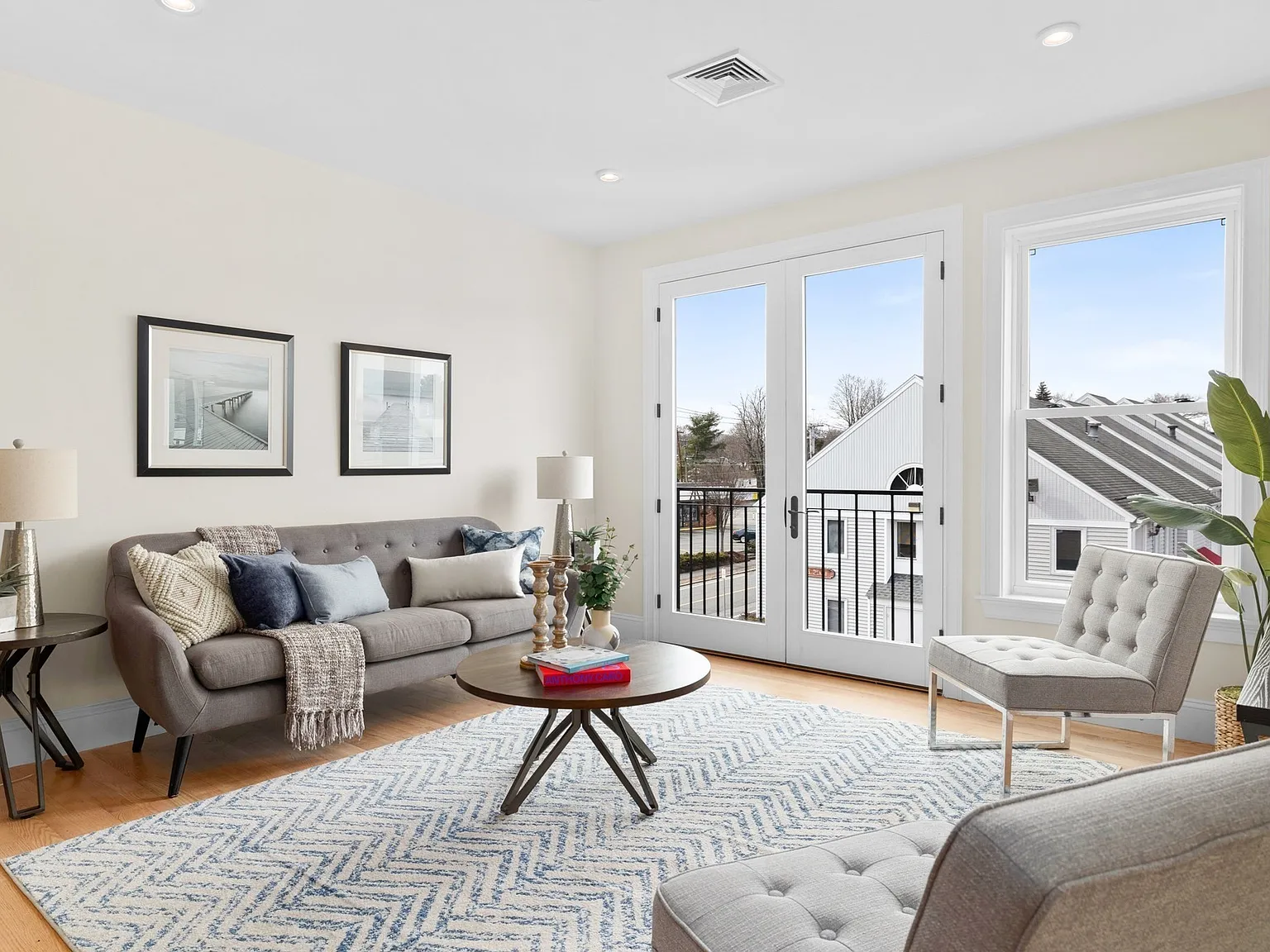 2 bed, 2.0 bath, 1141 sqft, $3,200 — Photo 4