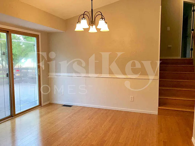 1037 Pegasus Cir — Photo 14