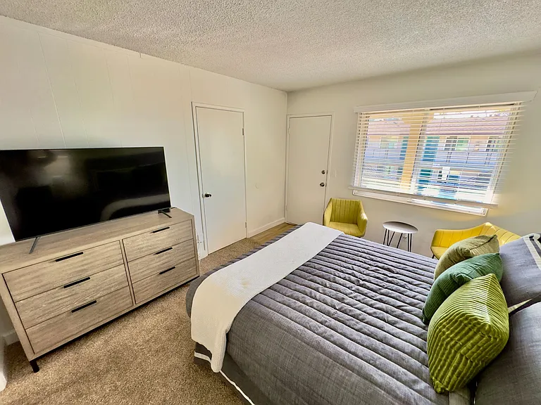 Overlook Point | Hillside Living in Mission Hills — Photo 7
