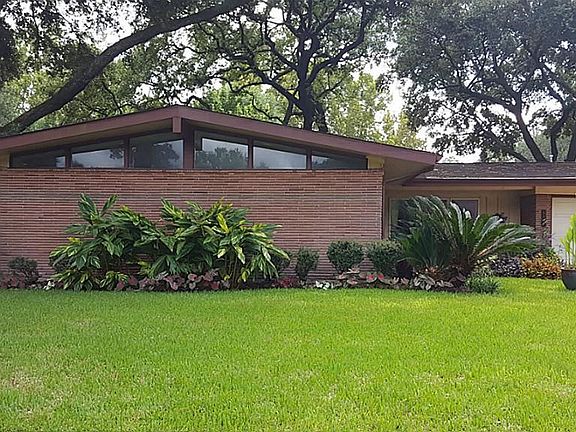 4th image of 5615 Briarbend Dr