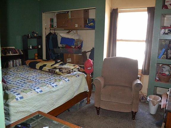 4th image of 408 Forest Ln