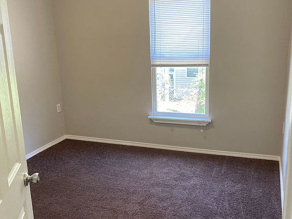5th image of 714 N Leverett Ave