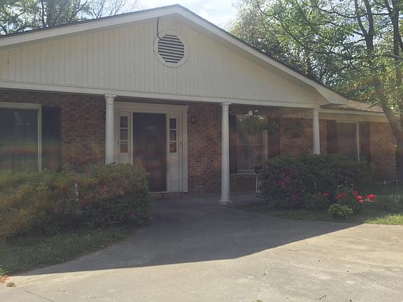 3rd image of 135 Gentilly Dr #B