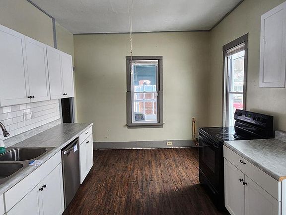 4th image of 9 W Specht St