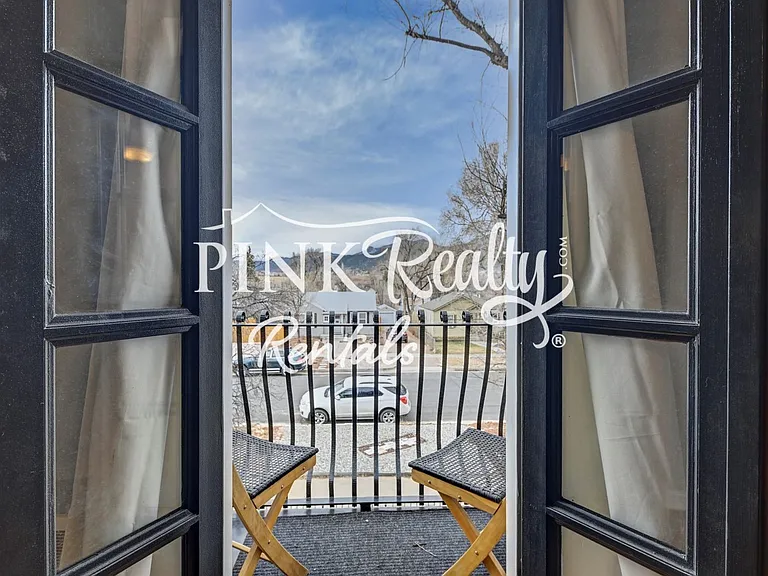 1610 W Kiowa St — Photo 45