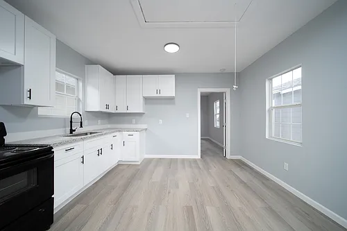 1321 Bayou St Photo 1