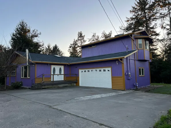 2836 North St, Eureka, CA 95501