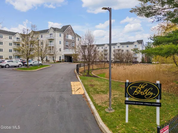 8 Wall Street Apt 228, Clifton Park, NY 12065