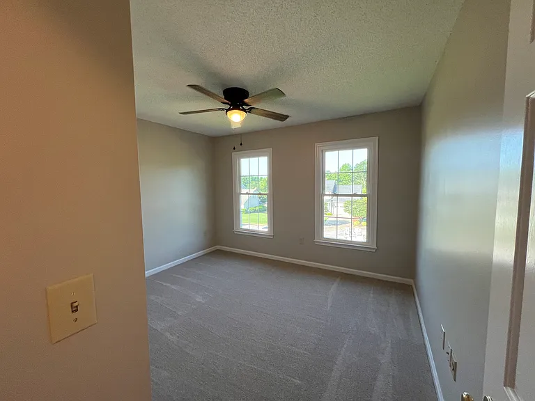 10 Winterthur Ct — Photo 33