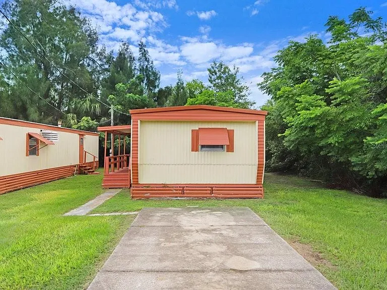 14606 Coral Dr — Photo 19