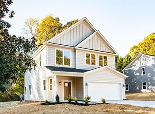 809 Hunter Dr, Mooresville, NC 28115