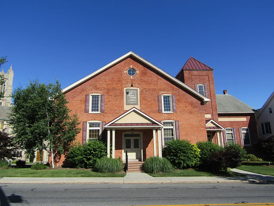 102 Church Ave #7