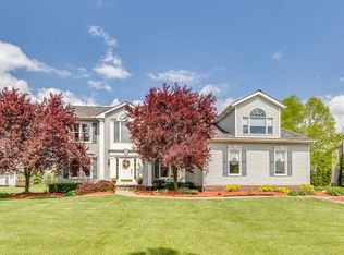 859 Adam Run Dr, Cuyahoga Falls, OH 44223